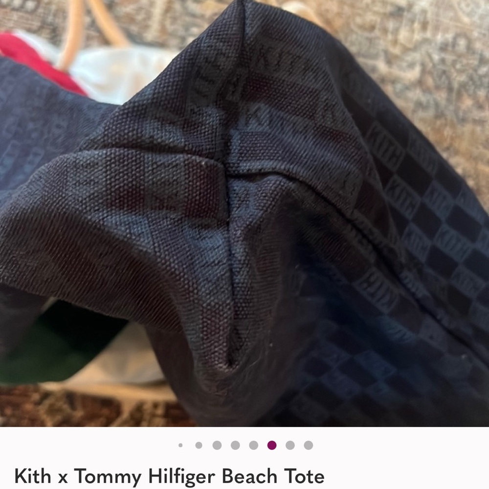 Tommy Hilfiger Tri-Color Beach Tote - Picture 6 of 8